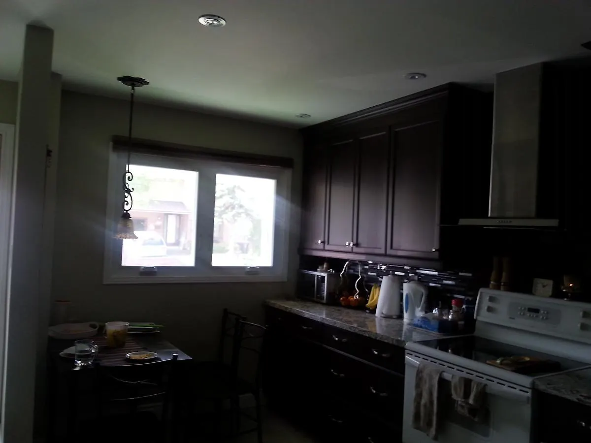 Nocleg ze śniadaniem Moments.... Bed and Breakfast Toronto